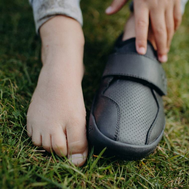 Primus Schule II Kinder 8R24T195 Vivobarefoot Obsidian